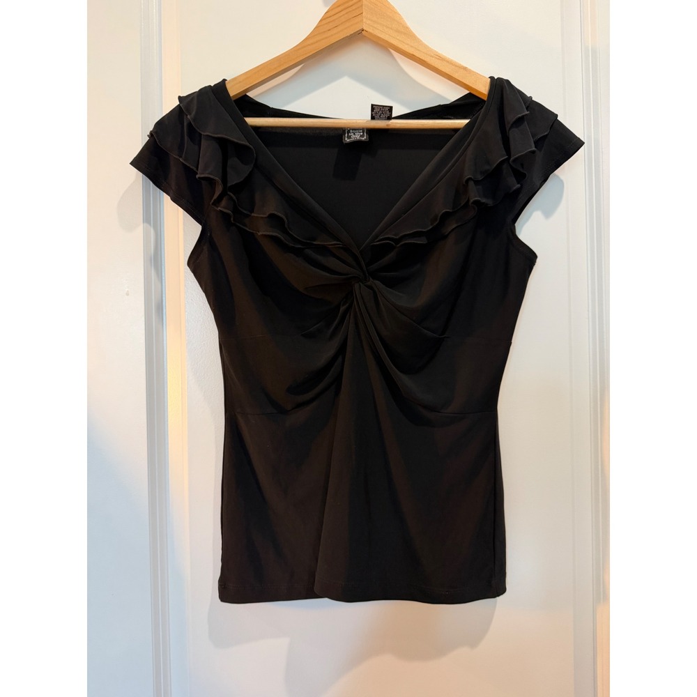 Suzie in the City Black Ruffle V-Neck Knot Front Cap Sleeve Top Medium Y2K